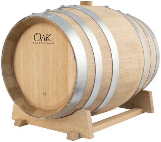 Thùng gỗ sồi OAK để mộc, đặt trên giá đỡ gỗ